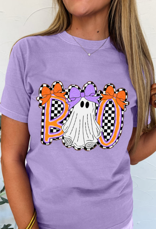 Boo Checkered Bow Ghost Halloween Graphic T-Shirt￼￼