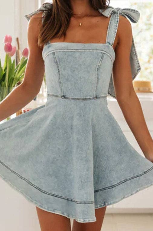 Bow Tie Denim Dress: LIGHT BLUE / S